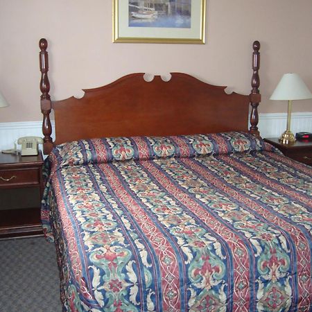 Royal Napanee Inn Greater Napanee Esterno foto